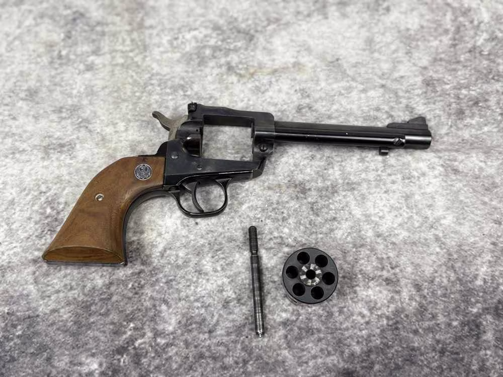 Used Ruger New Model Single Six ( 32 H&R Mag )